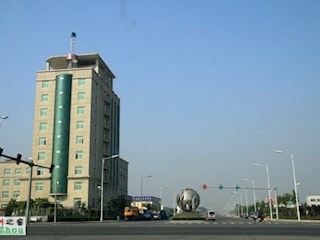 圖片：霸州市益津路環(huán)保局紅綠燈道口