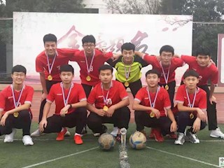 一中學(xué)子強(qiáng) ,決勝綠茵場——我校勇奪2019年全市中小學(xué)生足球比賽高中男子組冠軍