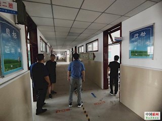 霸州市第二小學(xué)開(kāi)展雨后防汛隱患自查工作