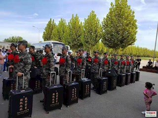 廊坊霸州：熱血青年志在四方，投筆從戎報效祖國