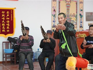 揚芬港鎮(zhèn)揚一街舉辦“文化進萬家——視頻直播家鄉(xiāng)年”昆曲高蹺會專場演出