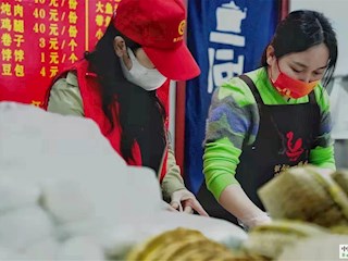 河北廊坊霸州：近3000份“愛(ài)心餐”送達(dá)抗疫前線