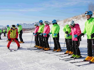 河北霸州：2023年滑雪社會(huì)體育指導(dǎo)員培訓(xùn)班圓滿結(jié)束