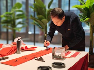 河北霸州：開展迎新春送春聯(lián)活動