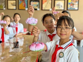 多彩非遺進校園 傳統(tǒng)文化共傳承