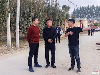 【堅(jiān)決打贏農(nóng)村人居環(huán)境整治攻堅(jiān)戰(zhàn)】助力農(nóng)村人居環(huán)境整治 “潔”盡全力展新顏