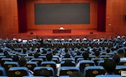 劉岳到市一中講授思政課