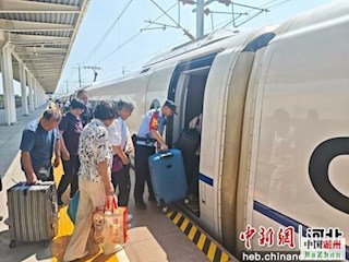霸州鐵警：多措并舉全力筑牢暑運(yùn)安全防線